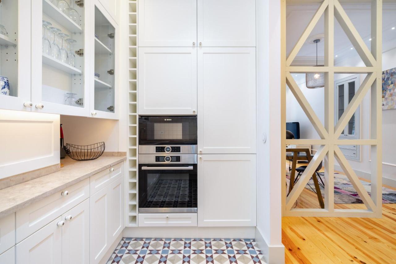 Whome Luxury Stay In Prime Location W/ Ac, Lift & Private Patio Lisboa Kültér fotó