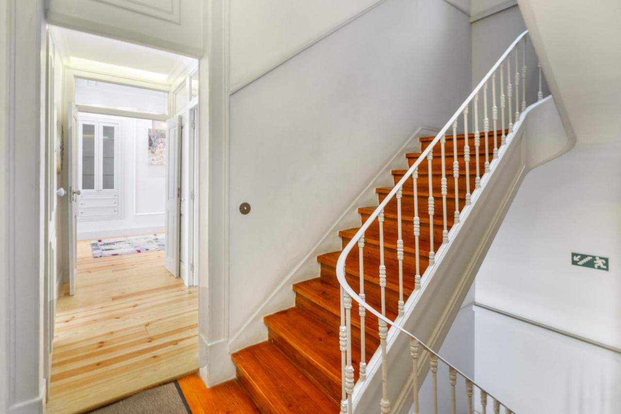 Whome Luxury Stay In Prime Location W/ Ac, Lift & Private Patio Lisboa Kültér fotó